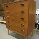 698 3294 DRESSING TABLE
